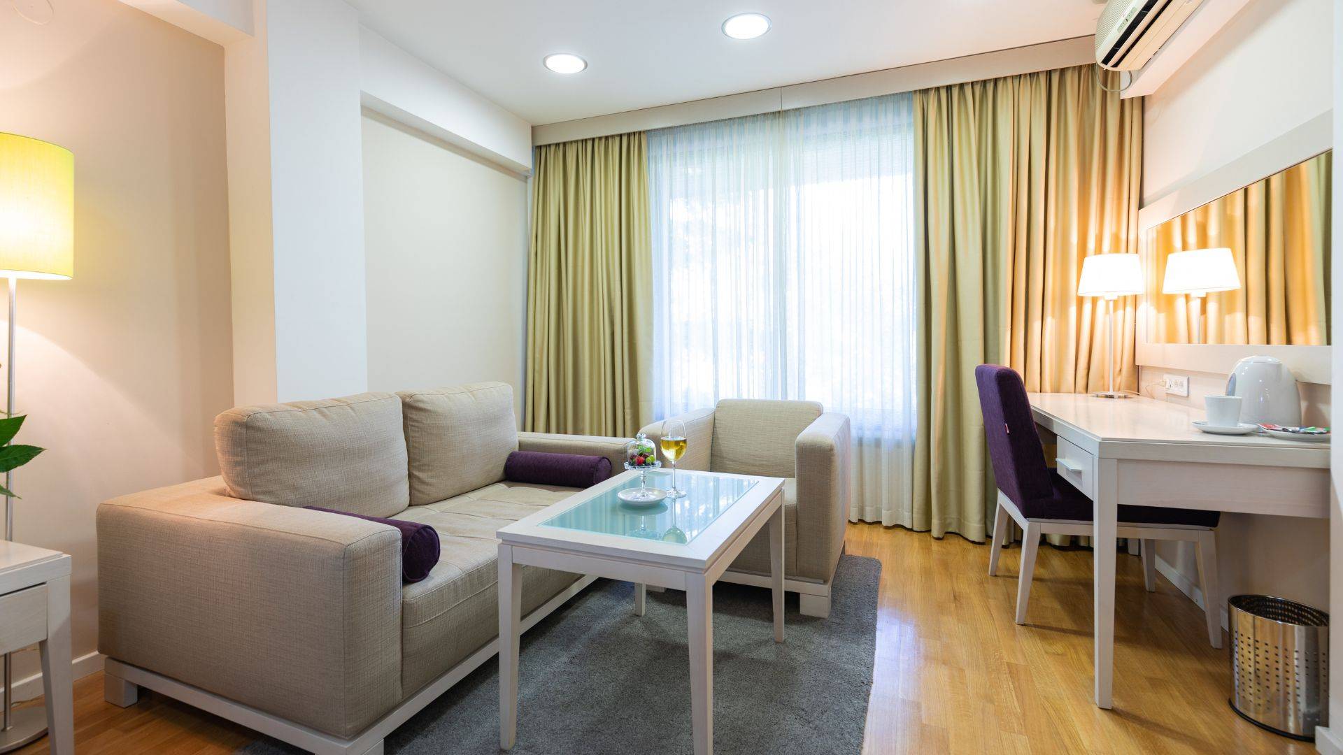 Glavni baner 1 - Hotel M Beograd